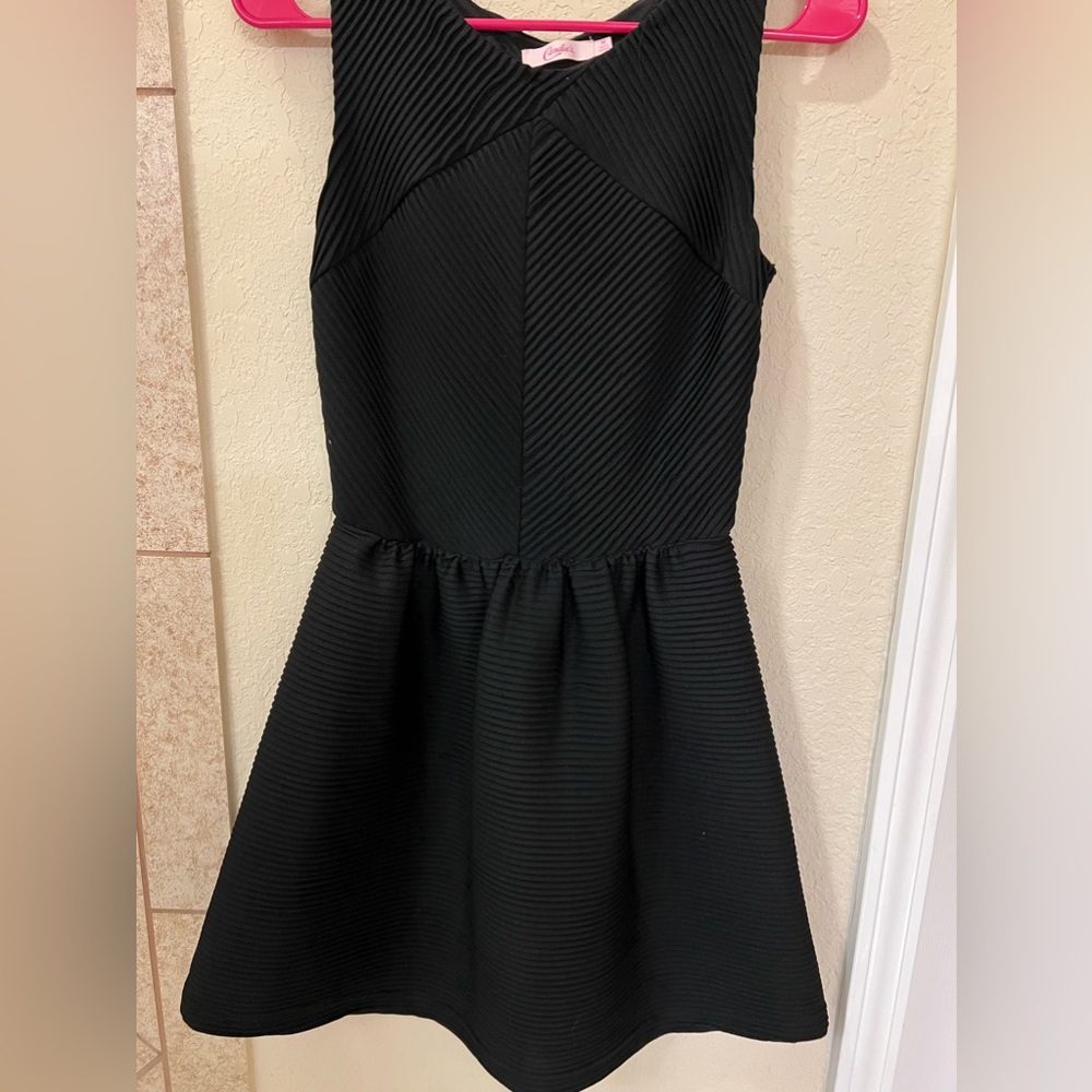 Super cute LBD with bow detail on the back